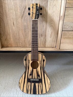 Zala, Zebrawood Concert Ukulele - Natural Black Stripe
